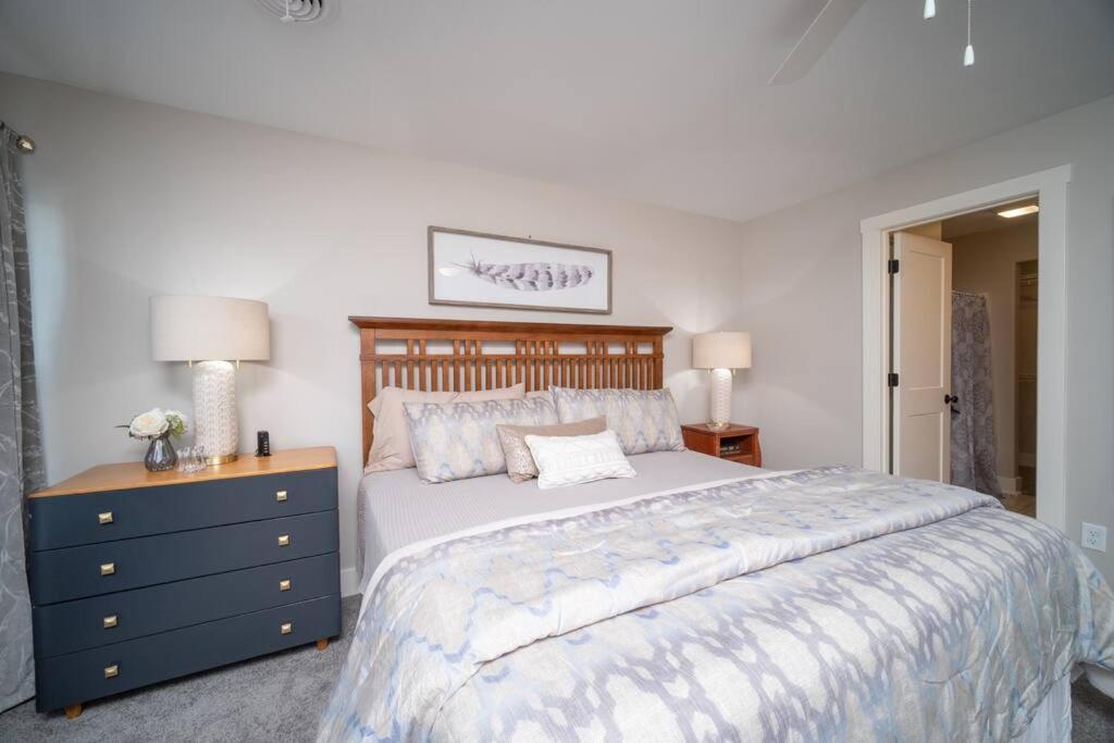 New Beautiful 3 Bedroom Condo In Bettendorf Zewnętrze zdjęcie