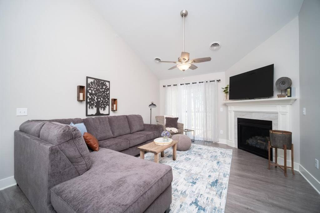 New Beautiful 3 Bedroom Condo In Bettendorf Zewnętrze zdjęcie
