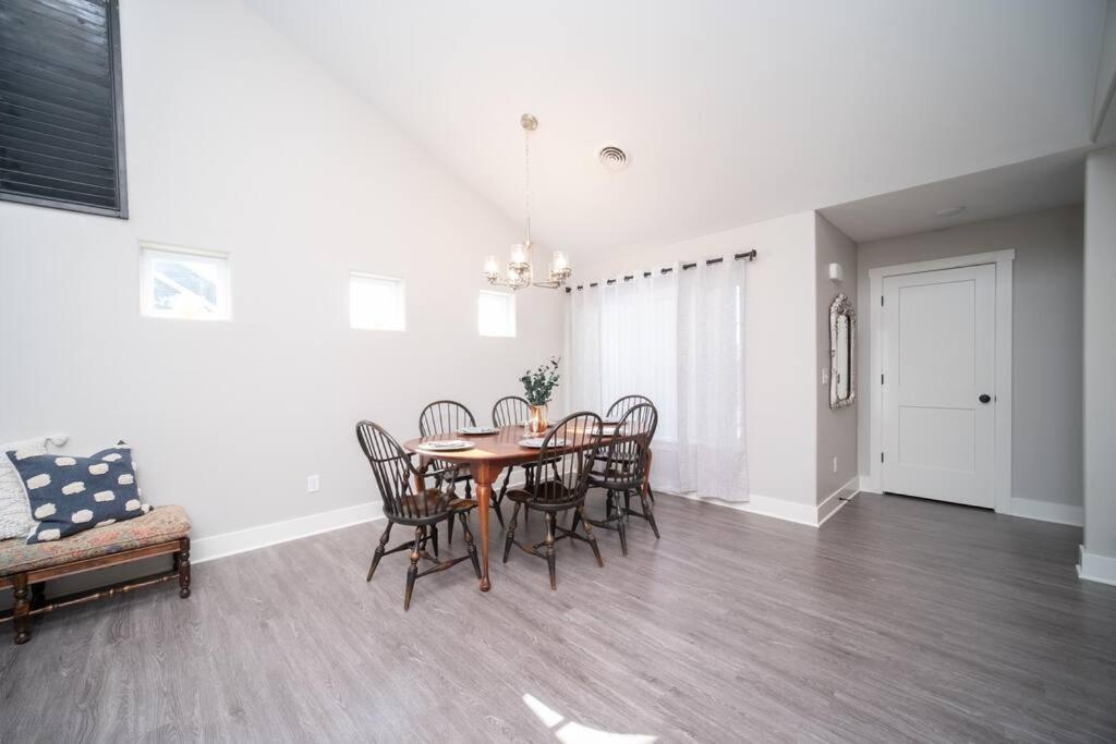 New Beautiful 3 Bedroom Condo In Bettendorf Zewnętrze zdjęcie